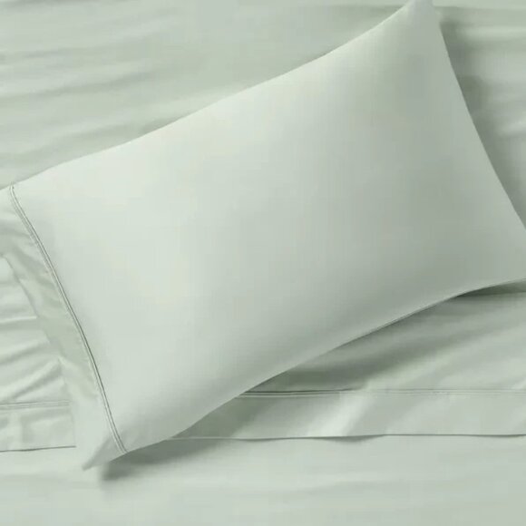 THRESHOLD King Performance Pillowcase Set - Picture 1 of 4